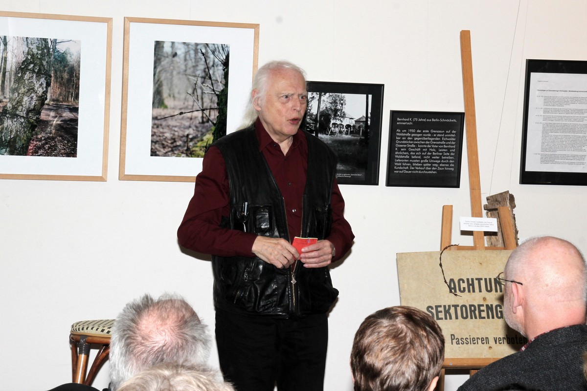 n_2016_02_12_Ausstellung_Grenzgaenge_615ai_crop.jpg