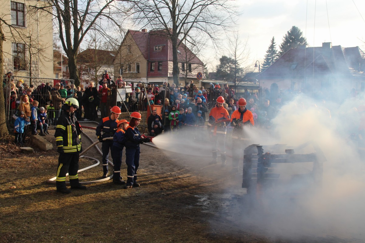 n_2016_03_19_Eichwalde_Feuerwehrfruehlingsfest_5482.jpg