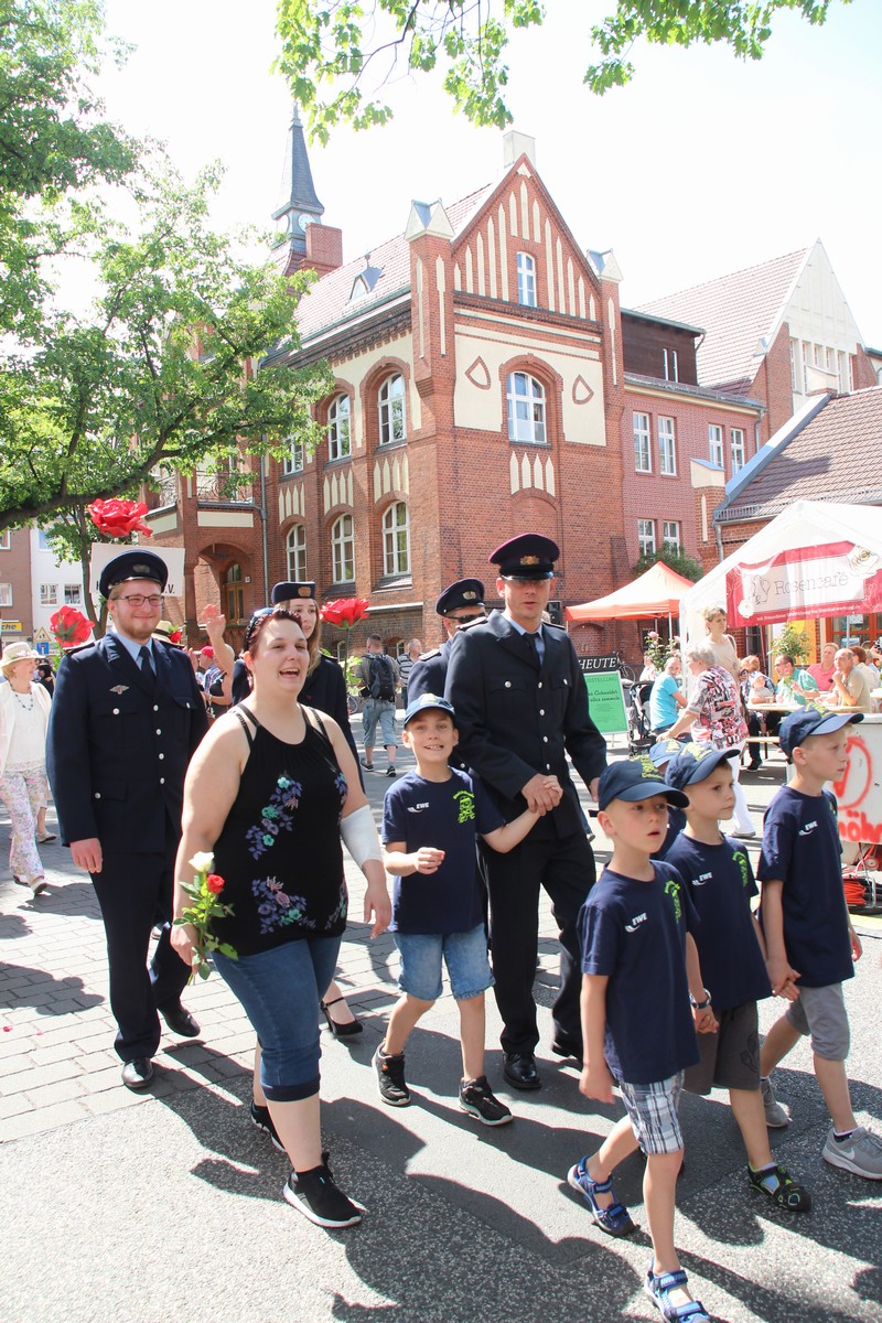 n_Eichwalde_2017_06_10_Rosenfest_1544.jpg